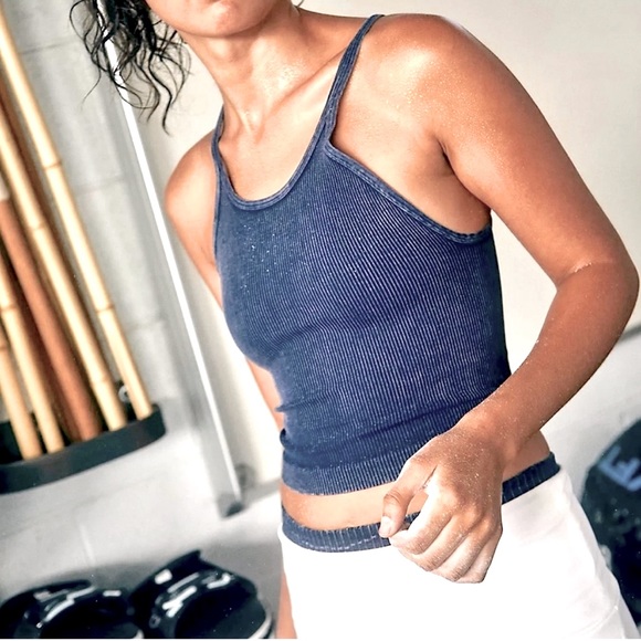 NEW FP Movement Happiness Runs Long Crop Top Medium-Large Vintage Navy/P… - Picture 1 of 11